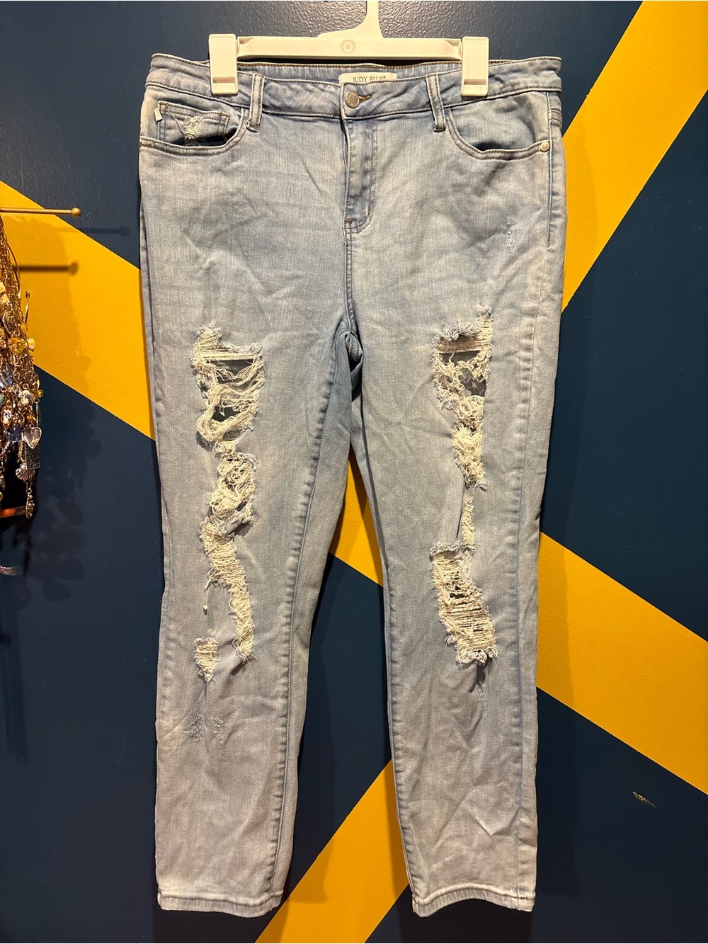 Judy Blue Light Wash Mid-Rise Boyfriend Fit Distressed Straight Leg Jeans EUC